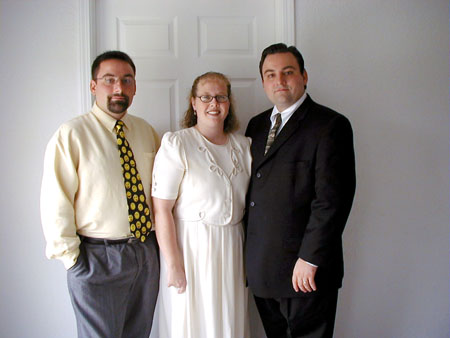 57 RO Wedding, Post Wedding Pictures at Home, Robin and Olivia Birley with John Birley (1)